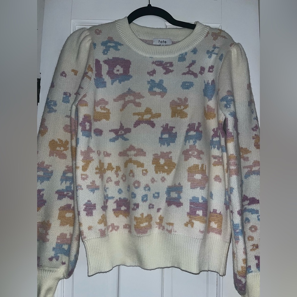 Fate sweater. Perfect condition and never worn.